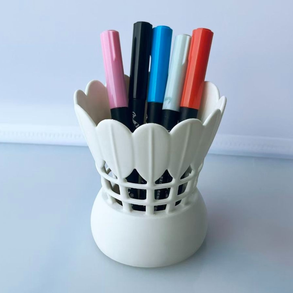 Badminton Cup - Minimalistischer Federball-förmiger Stifthalter Kreativer Hohler Kunststoff-Stiftbecher